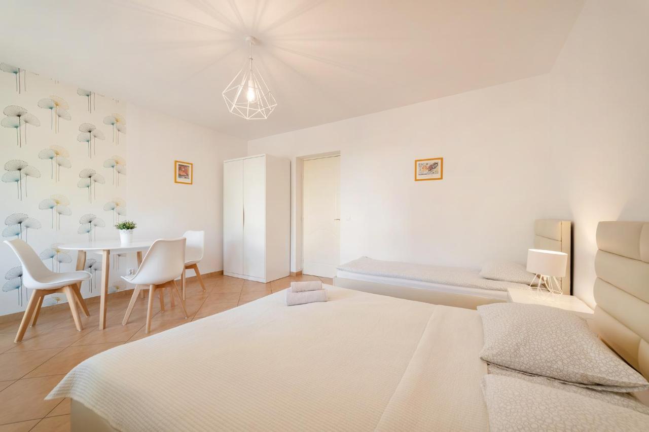 Mario Pokoje - Apartamenty Jastarnia Exteriör bild