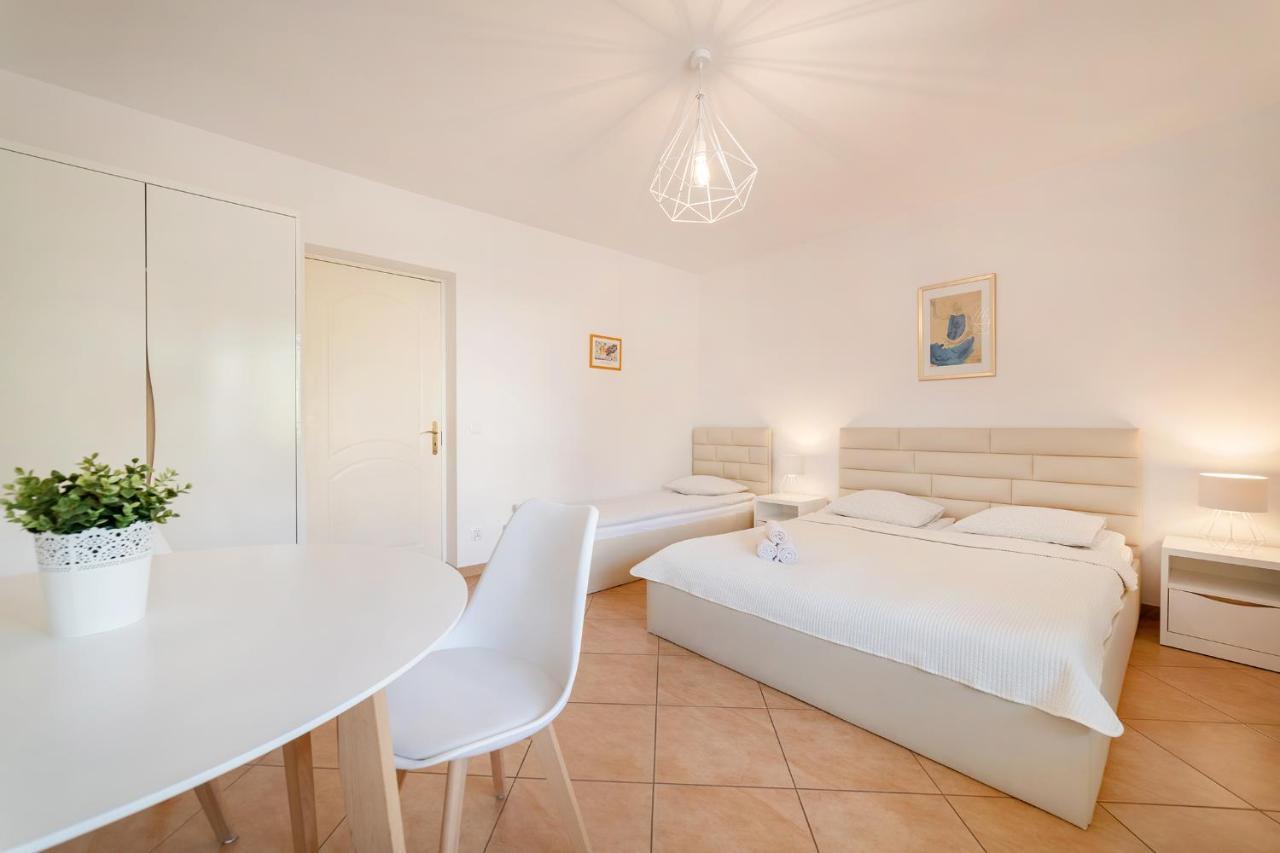 Mario Pokoje - Apartamenty Jastarnia Exteriör bild