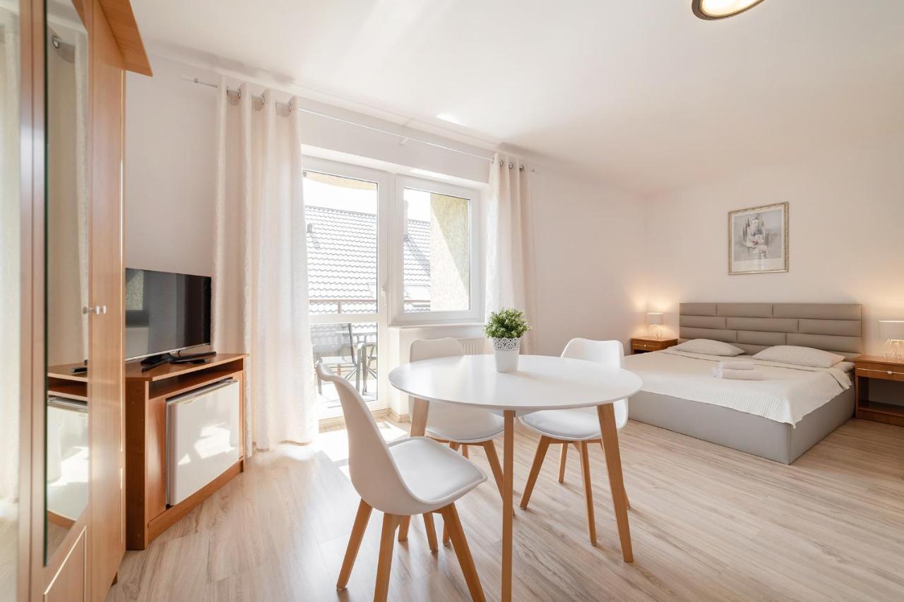 Mario Pokoje - Apartamenty Jastarnia Exteriör bild