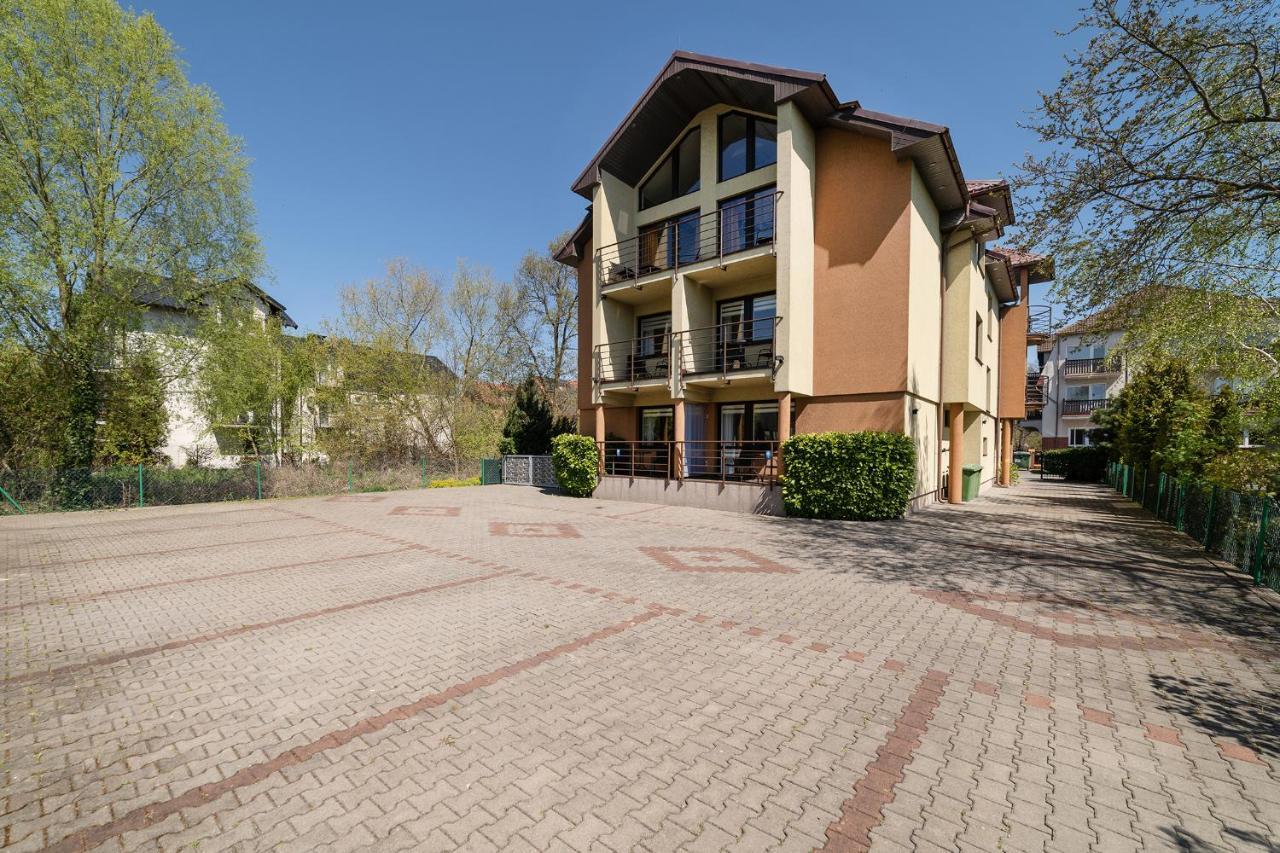 Mario Pokoje - Apartamenty Jastarnia Exteriör bild