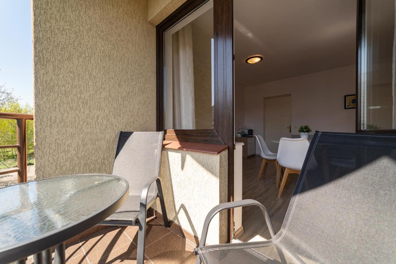 Mario Pokoje - Apartamenty Jastarnia Exteriör bild